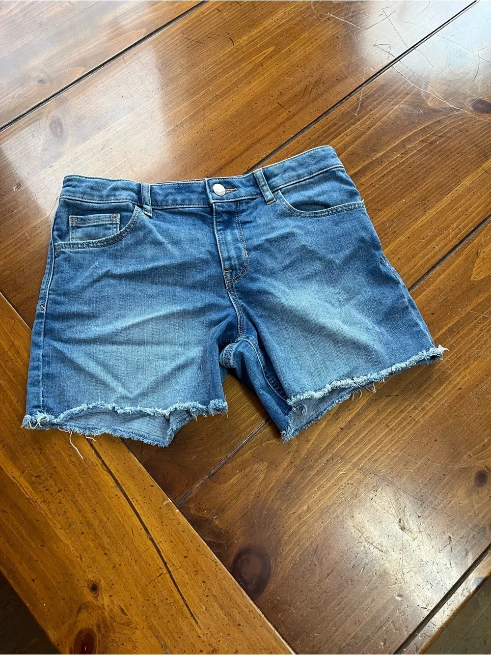 Gap Girls Size 16 Stretch Denim Midi Shorts Raw Hem Cutoffs EUC
